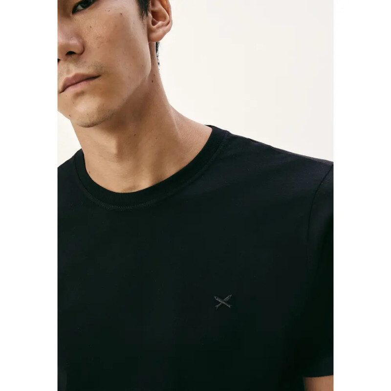 CAMISETA MM MASC PRETO ESCURO