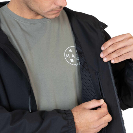 Campera Cortaviento Maui and Sons Uranium - Negra/Gris Campera Cortaviento Maui and Sons Uranium - Negra/Gris