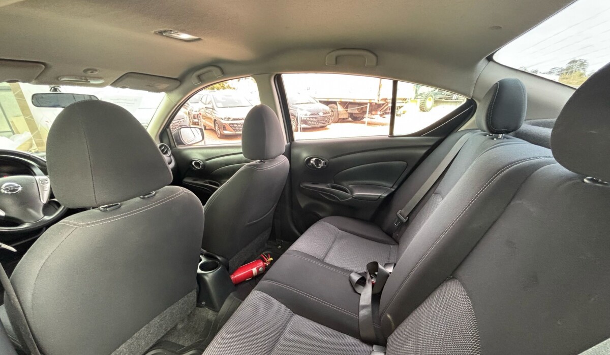 Nissan Versa Full - 2015 Nissan Versa Full - 2015