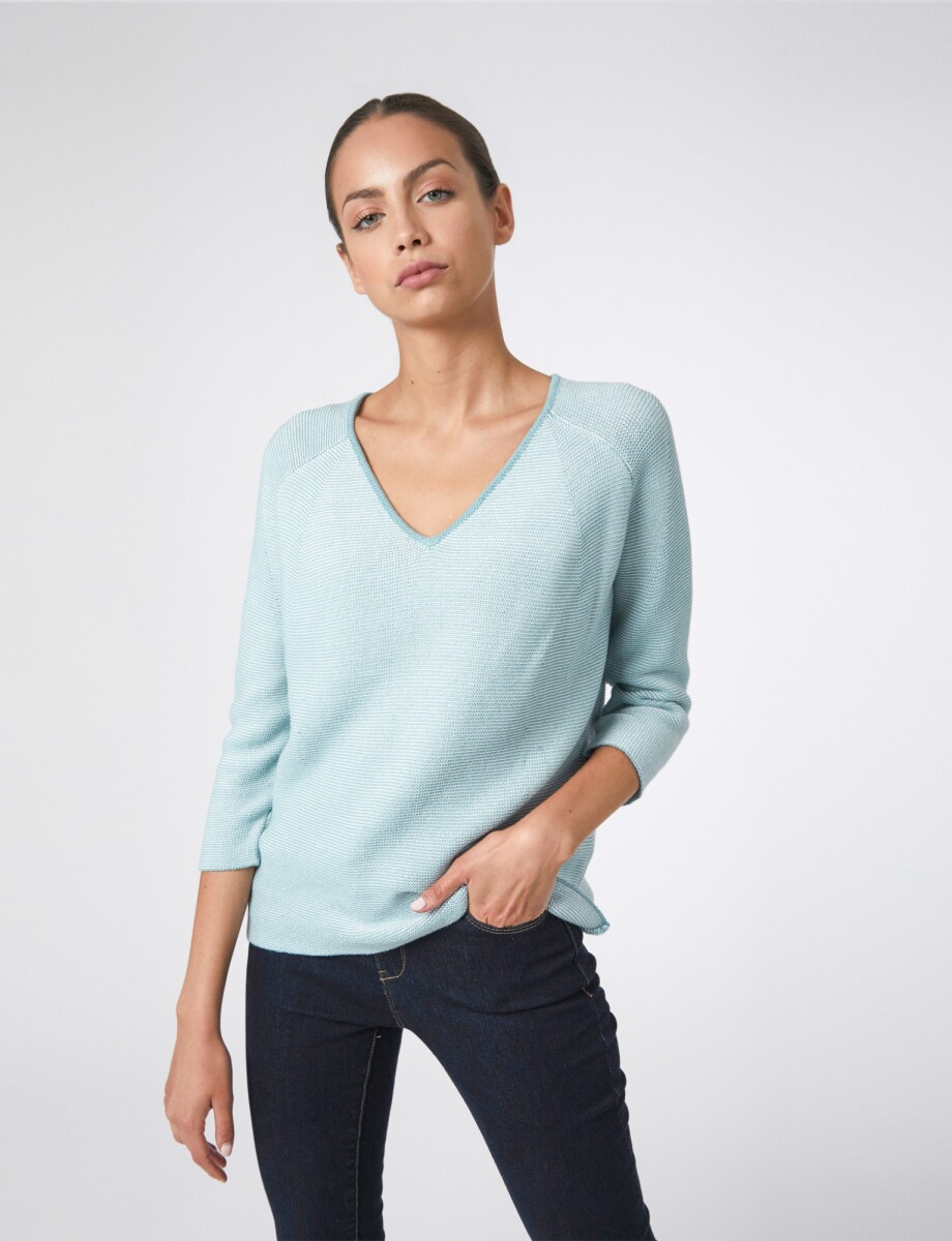 Sweater melange escote V - verde pastel 