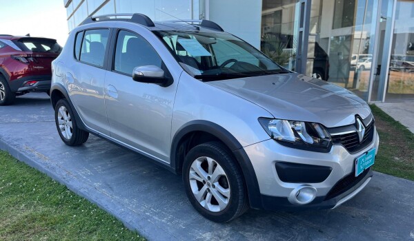 RENAULT STEPWAY PRIVILEGE 1.6 2017 RENAULT STEPWAY PRIVILEGE 1.6 2017