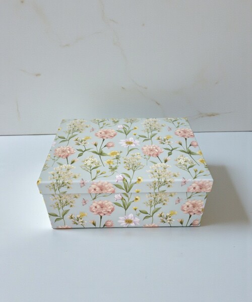 Caja rigida - flores - 18x 24,5 x 10 Caja rigida - flores - 18x 24,5 x 10