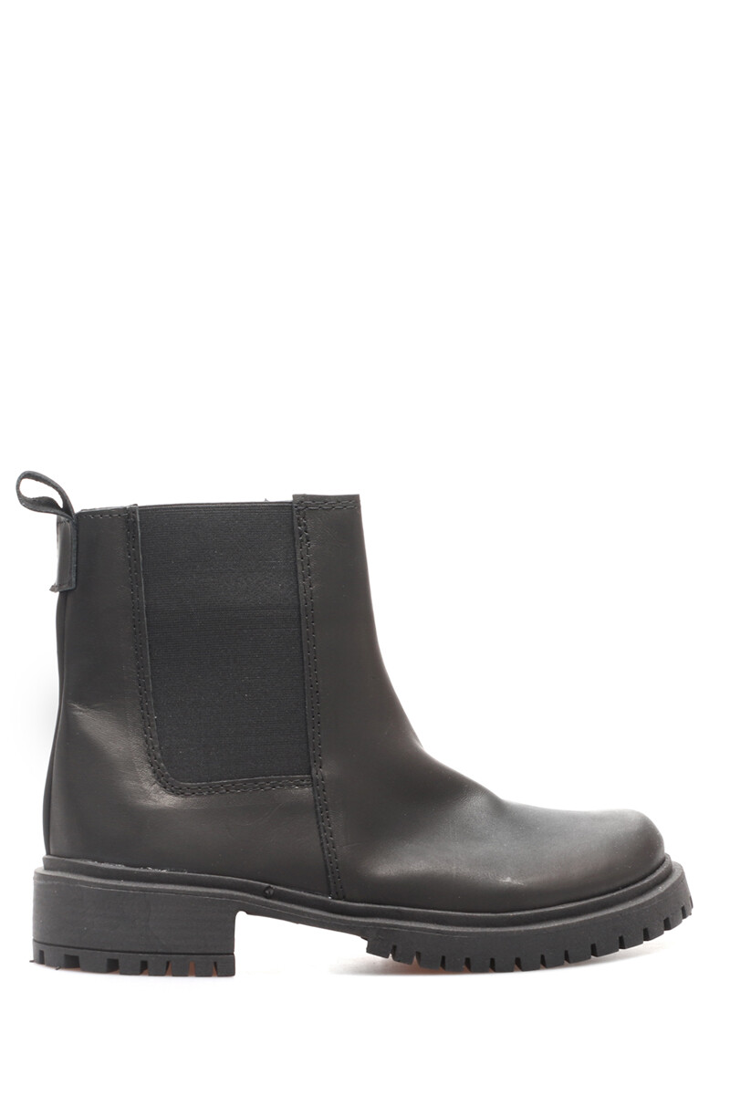 BOTA CON ELASTICO NEGRO