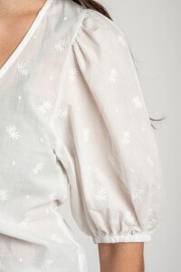 Blusa Bordada Frunces Nacar