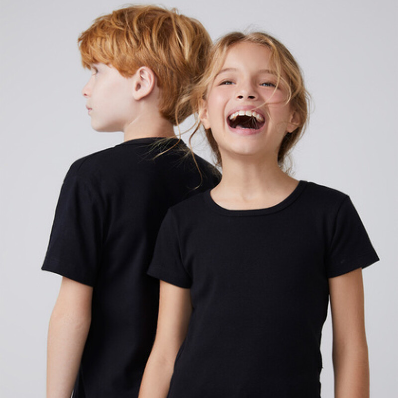 CAMISETA MM MASC PRETO ESCURO