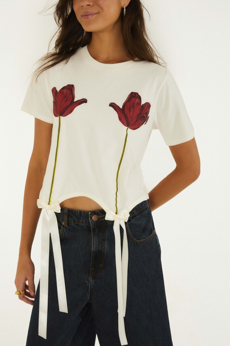 REMERA LAZOS 