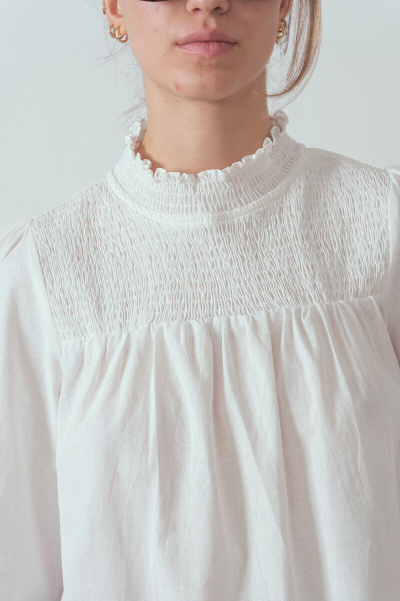 Shili Off White