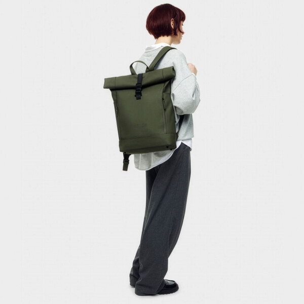 Mochila Gaston Luga Rullen C/Roll-top Notebook Laptop 16" Color Verde Oliva