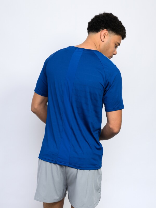 REMERA BOOST Umbro Hombre 01p