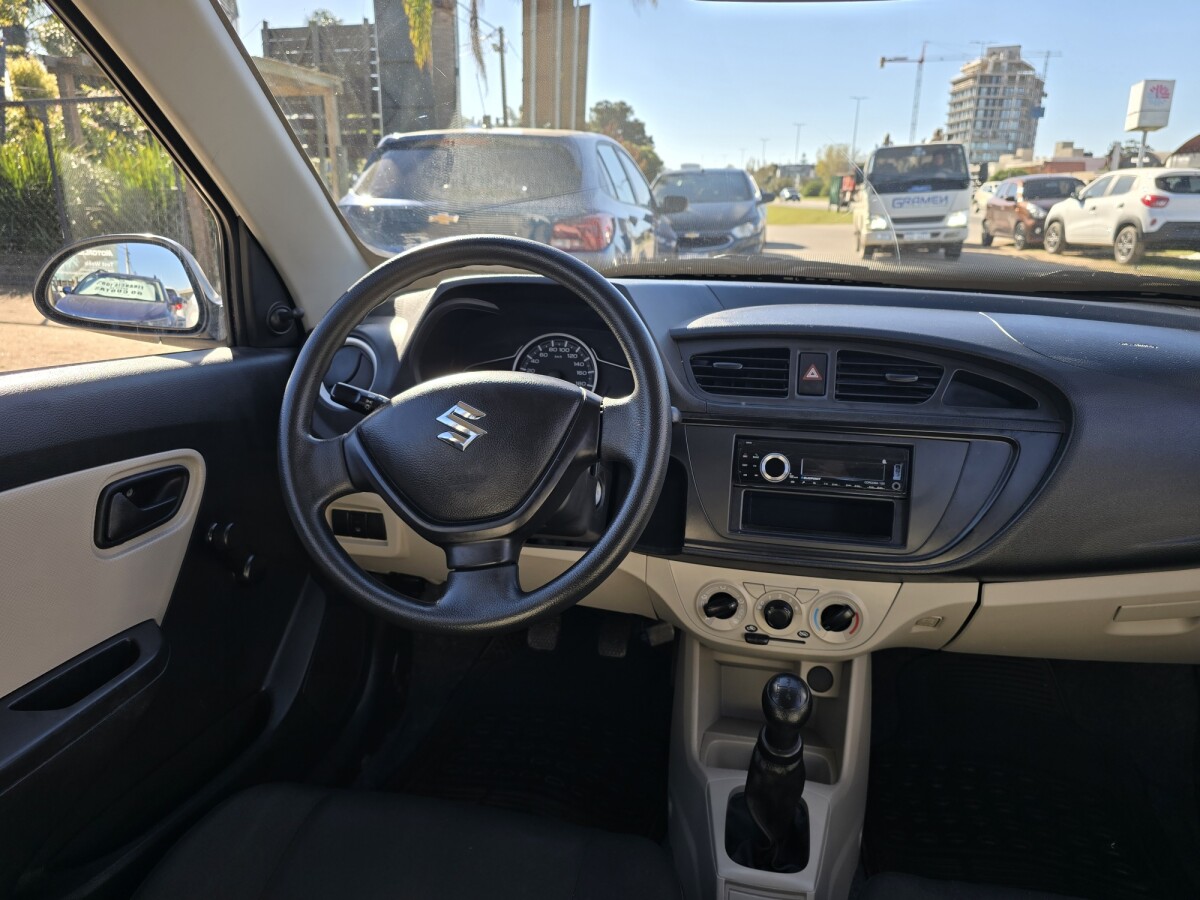 Suzuki Alto 800 STD Con Ficha Oficial| Permuta / Financia Suzuki Alto 800 STD Con Ficha Oficial| Permuta / Financia