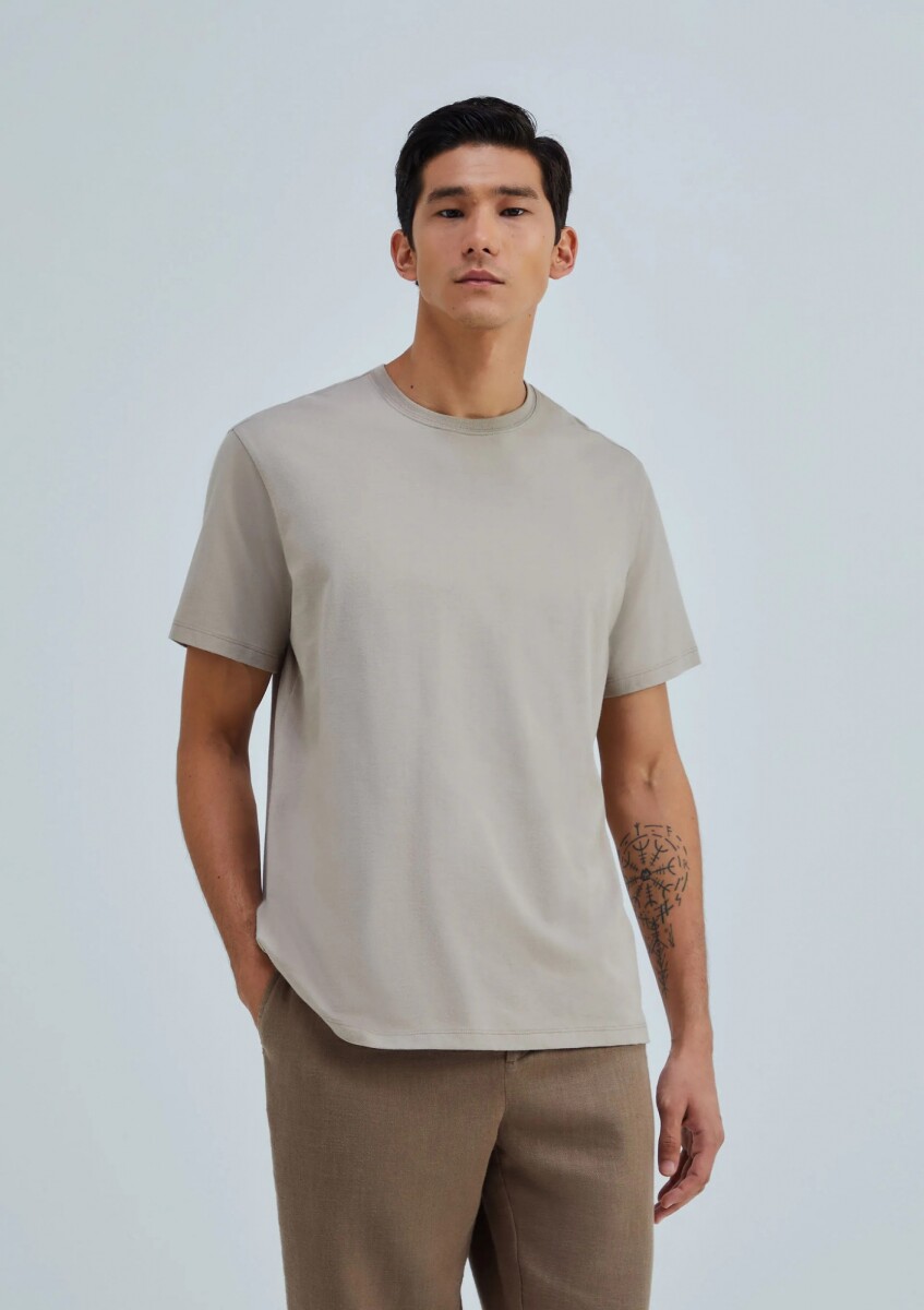 CAMISETA BÁSICA MANGA CORTA - BEIGE 