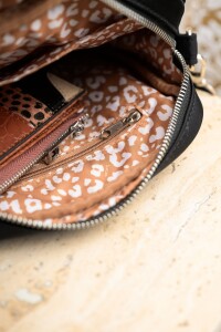 Cartera Negro