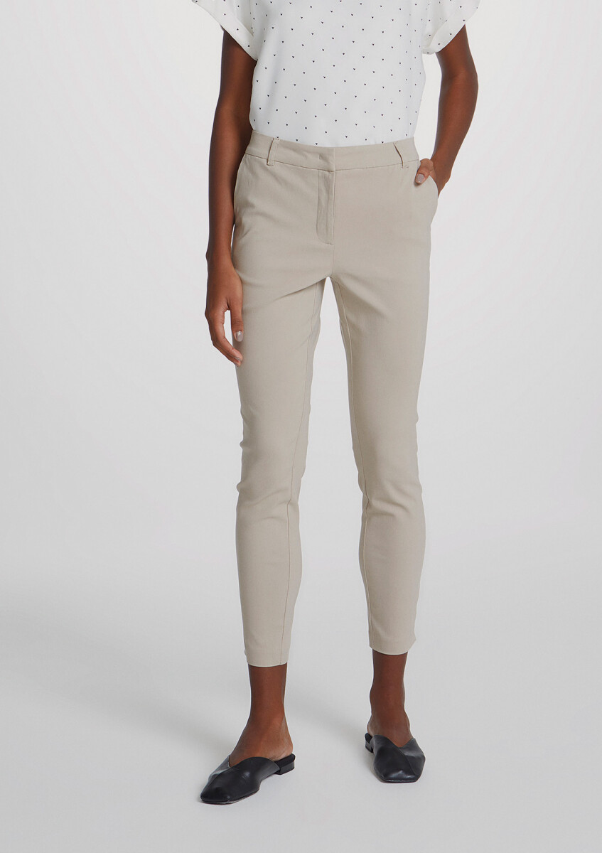 PANTALÓN BÁSICO SASTRERO - BEIGE 