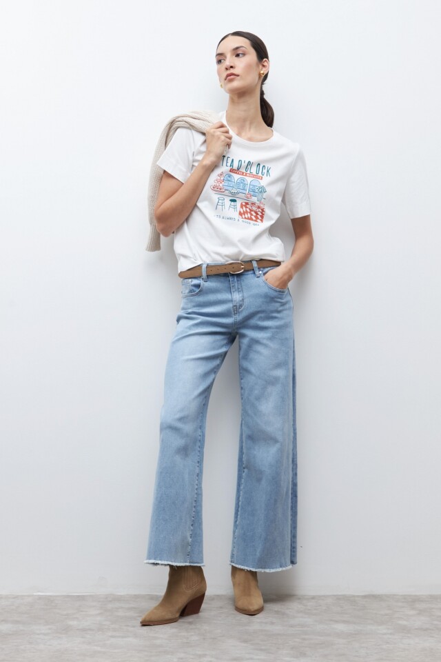 Remera estampa Tea O'clock blanco