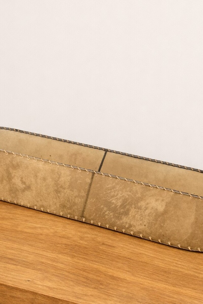 Curved Desk Basket Mediano lonja clara