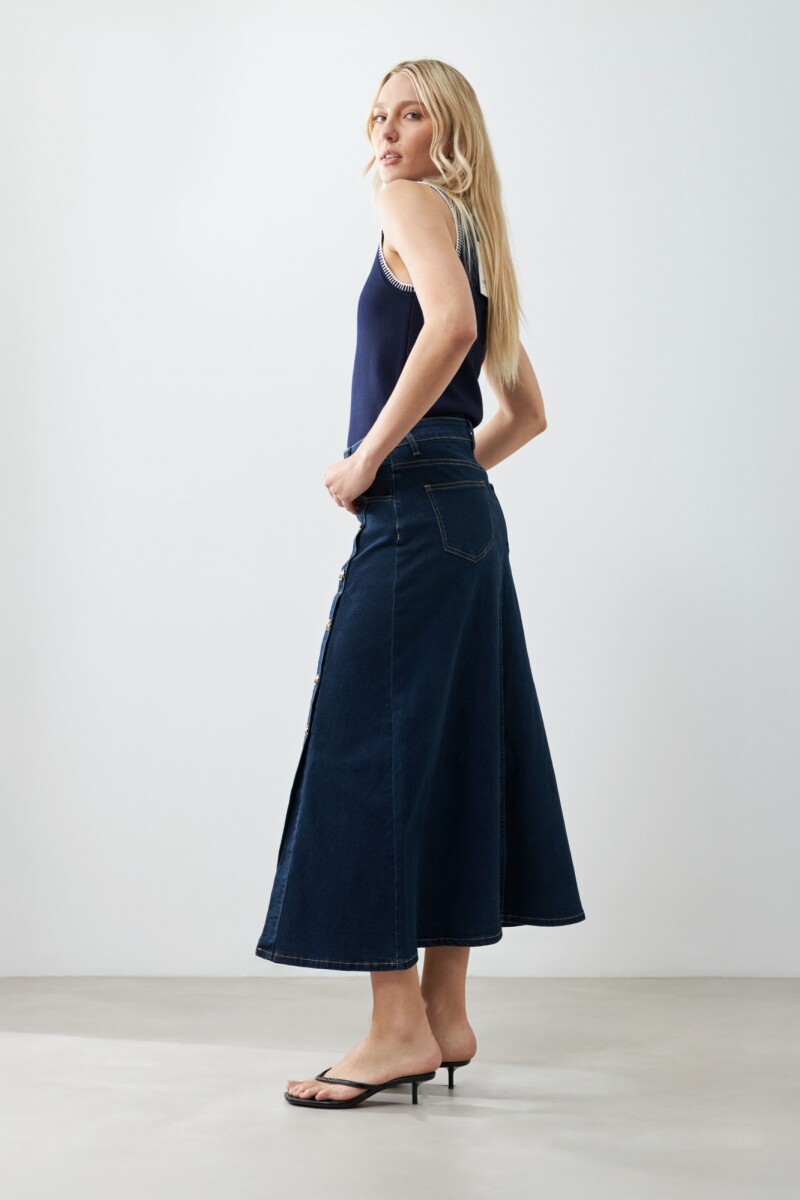 Maxi falda de jean con tajos y botones jean oscuro