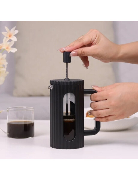 CAFETERA/TETERA FRENCH 600ML BOROSILICATO/PP NEGRO CATANIA CAFETERA/TETERA FRENCH 600ML BOROSILICATO/PP NEGRO CATANIA