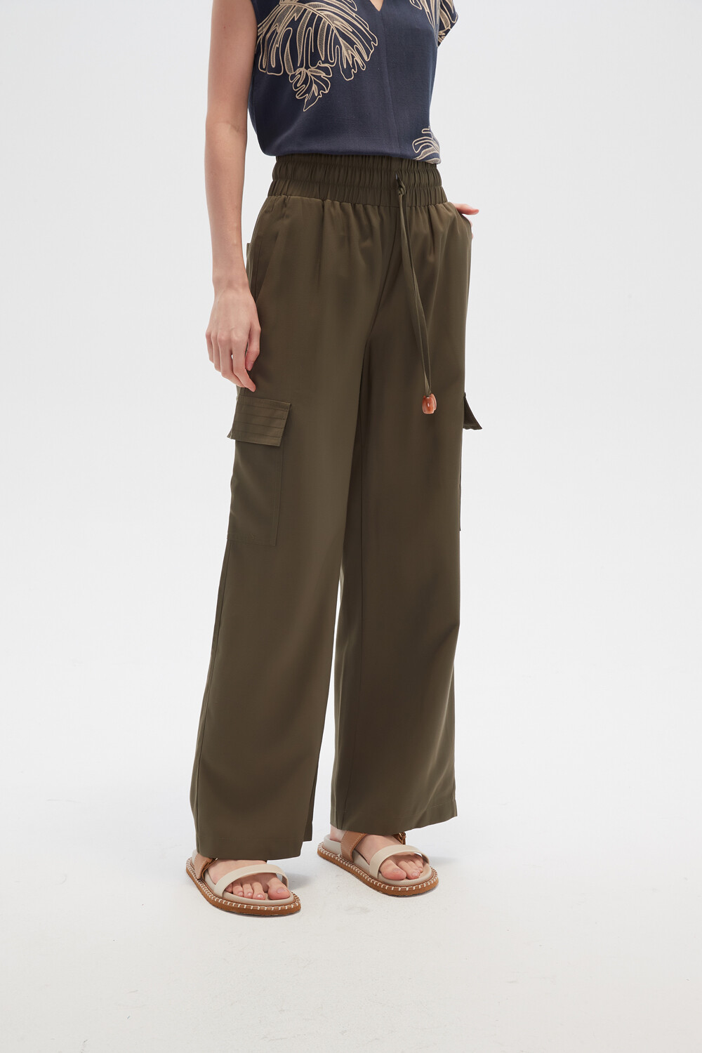 Pantalon Ubatuba Verde Oliva Oscuro