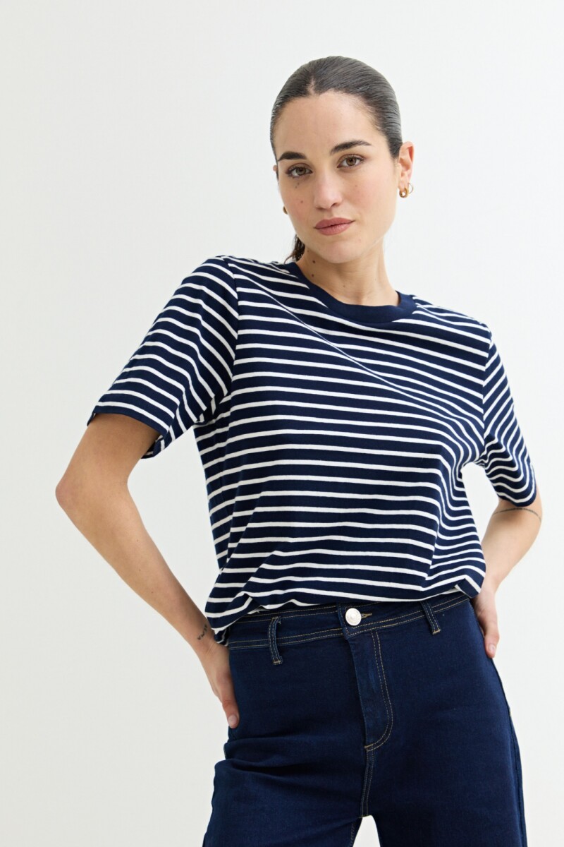 Remera a rayas - Azul marino y blanco 
