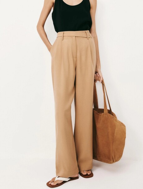PANTALÓN RECTO DE TALLE ALTO BEIGE