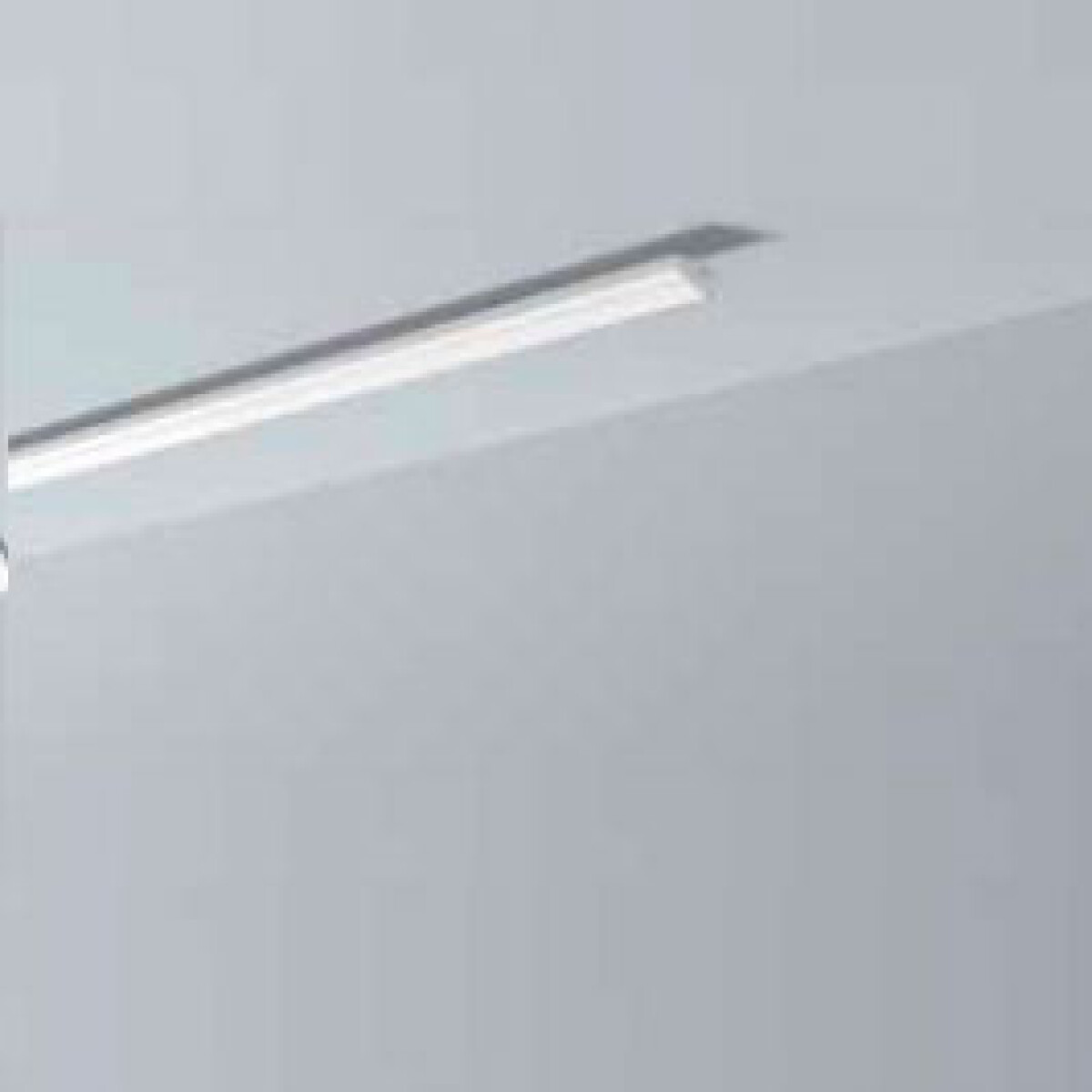 MOLDURA POLIESTIRENO NOMASTYL- O - 2 mts - - N/A 