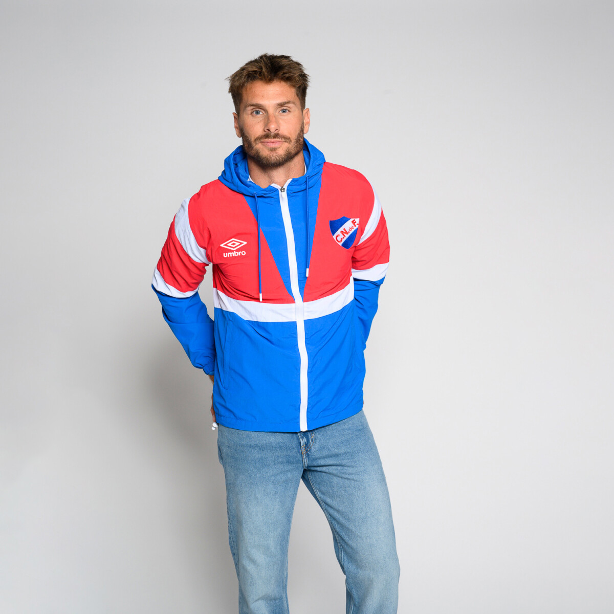 CAMPERA DE NYLON RETRO Nacional Oficial Hombre - 649 