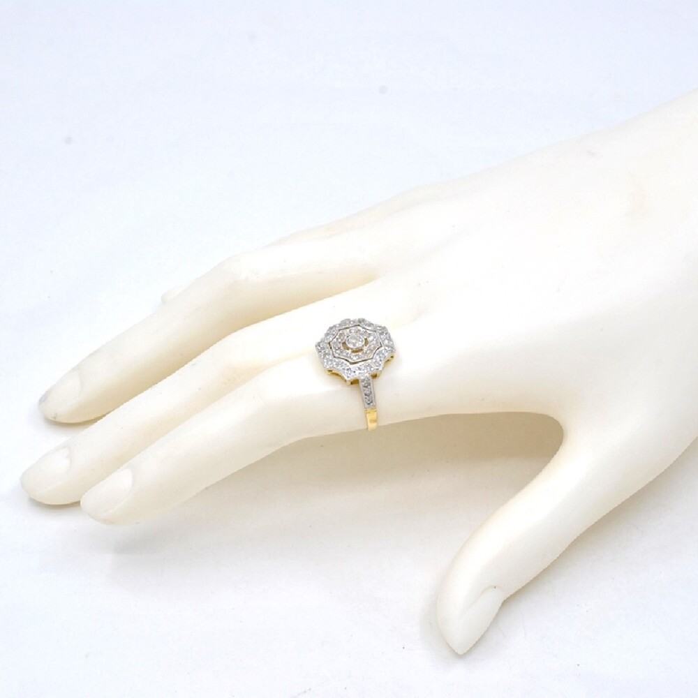 Anillo , Estilo Antiguo, En Platino, Oro 18K Y Brillantes Anillo , Estilo Antiguo, En Platino, Oro 18K Y Brillantes