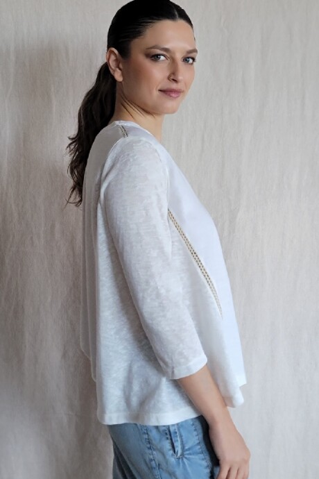 Blusa Faro Blanco con puntilla cruda