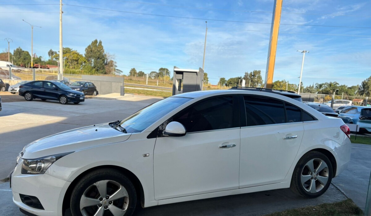 Chevrolet Cruze 1,8 MT LTZ - 2012 Chevrolet Cruze 1,8 MT LTZ - 2012