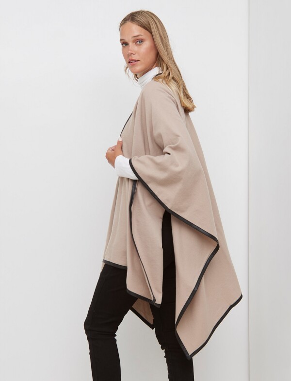 Ruana Soft Det Ribet BEIGE