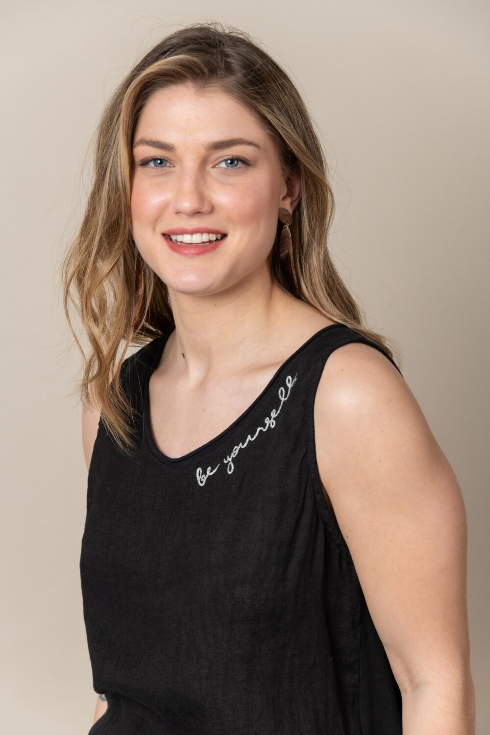 MUSCULOSA SELF Negro