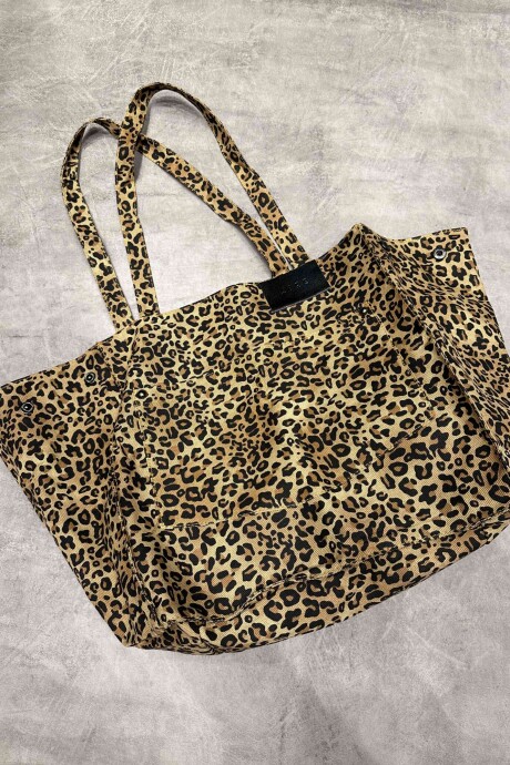 PRE-VENTA MAXI BOLSO ANIMAL PRINT (Fecha de entrega aprox. 06/08) PRE-VENTA MAXI BOLSO ANIMAL PRINT (Fecha de entrega aprox. 06/08)