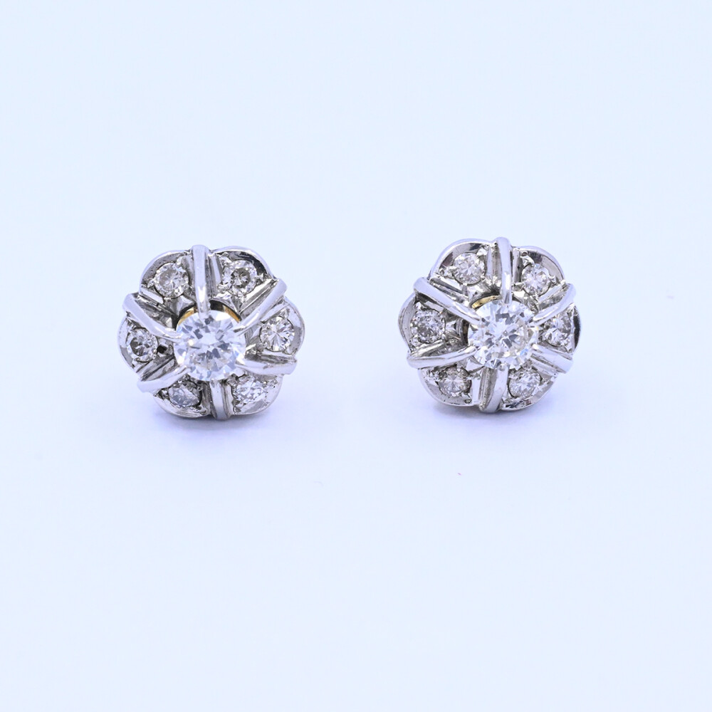 Caravanas antiguas oro 18k 2 tonos con brillantes. Caravanas antiguas oro 18k 2 tonos con brillantes.