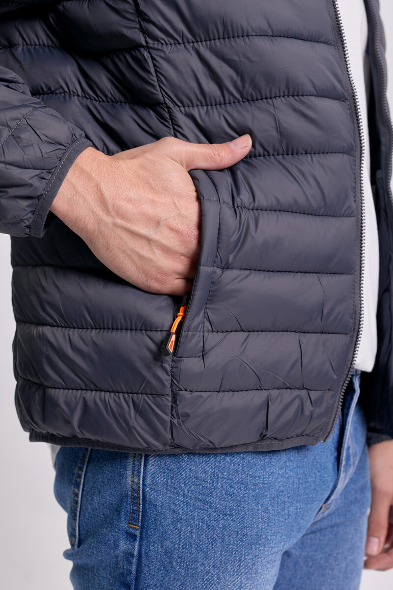 Campera capitoneada Gris Oscuro