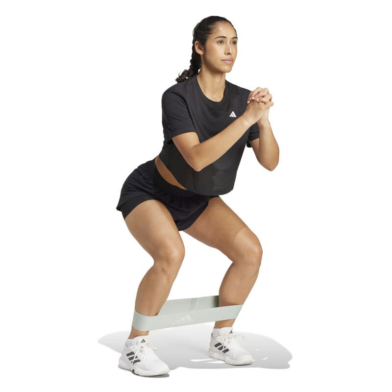 Remera de Mujer Adidas Train Essentials Negro