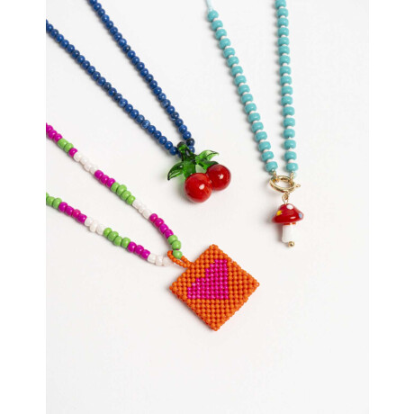 Collar Corto Mystery Box Día Del Amigo Combinacion Multicolor