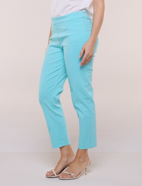 Pantalon Slim Pull On CELESTE CLARO