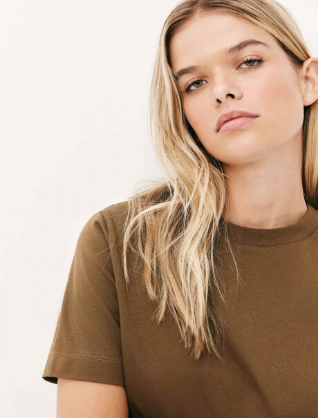 CAMISETA MANGA CORTA SUPER COTTON MARRÓN