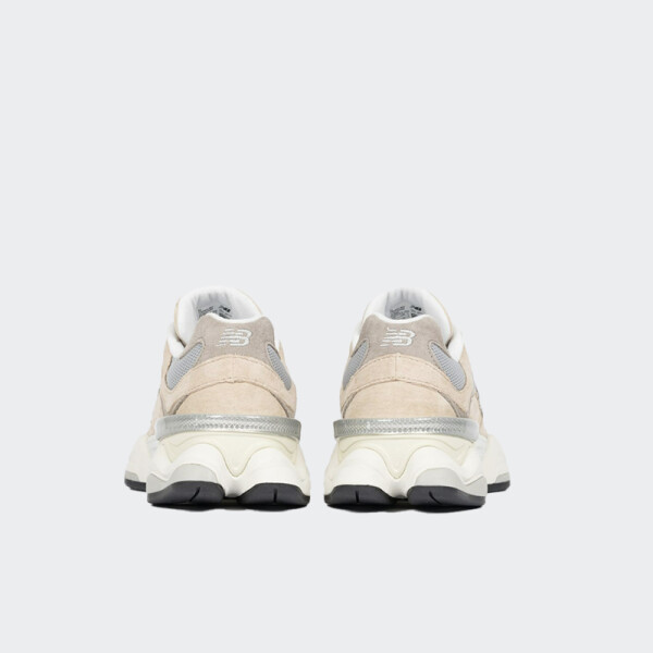 Championes New Balance 9060 Beige