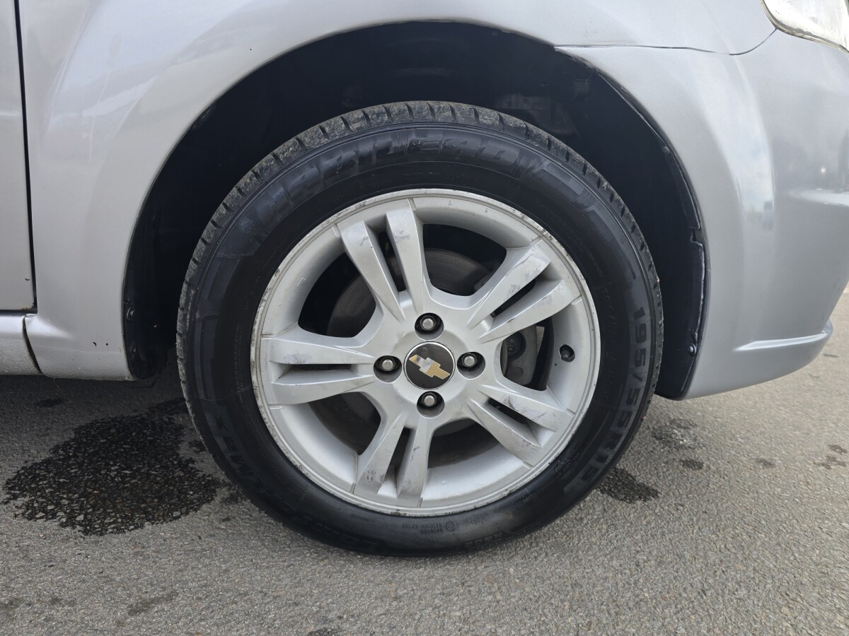 Chevrolet Aveo 1.6 LT Extra Full | Permuta / Financia Chevrolet Aveo 1.6 LT Extra Full | Permuta / Financia