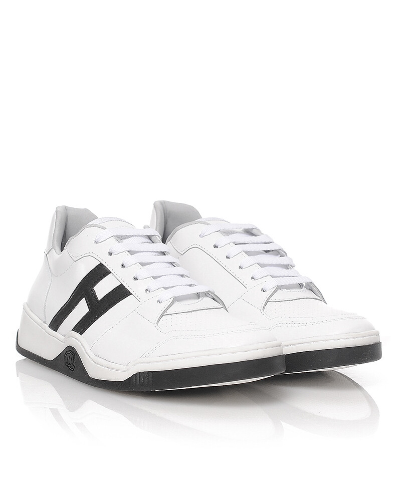 Champion blanco con detalles en negro U