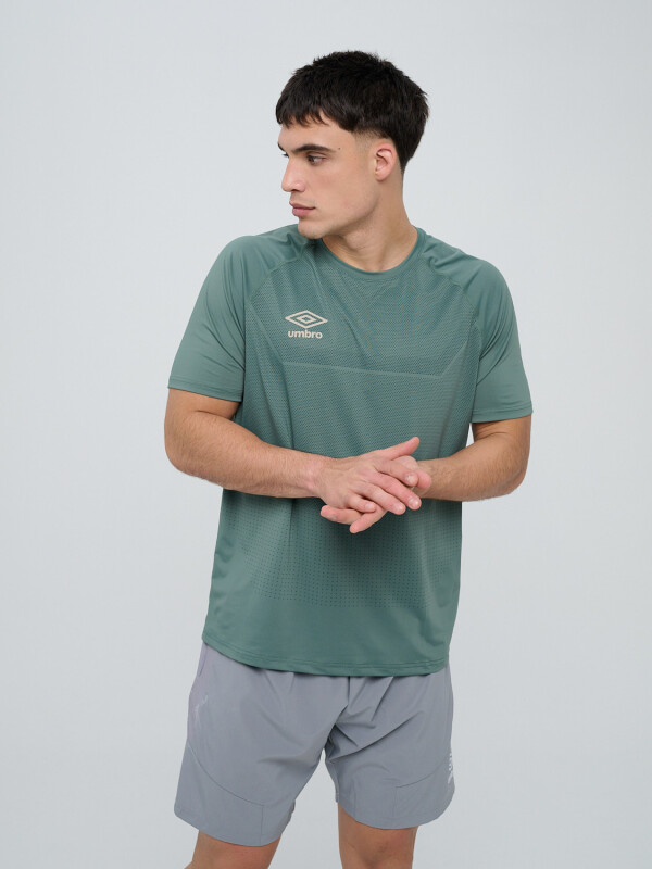 REMERA AXIS Umbro Hombre 00v