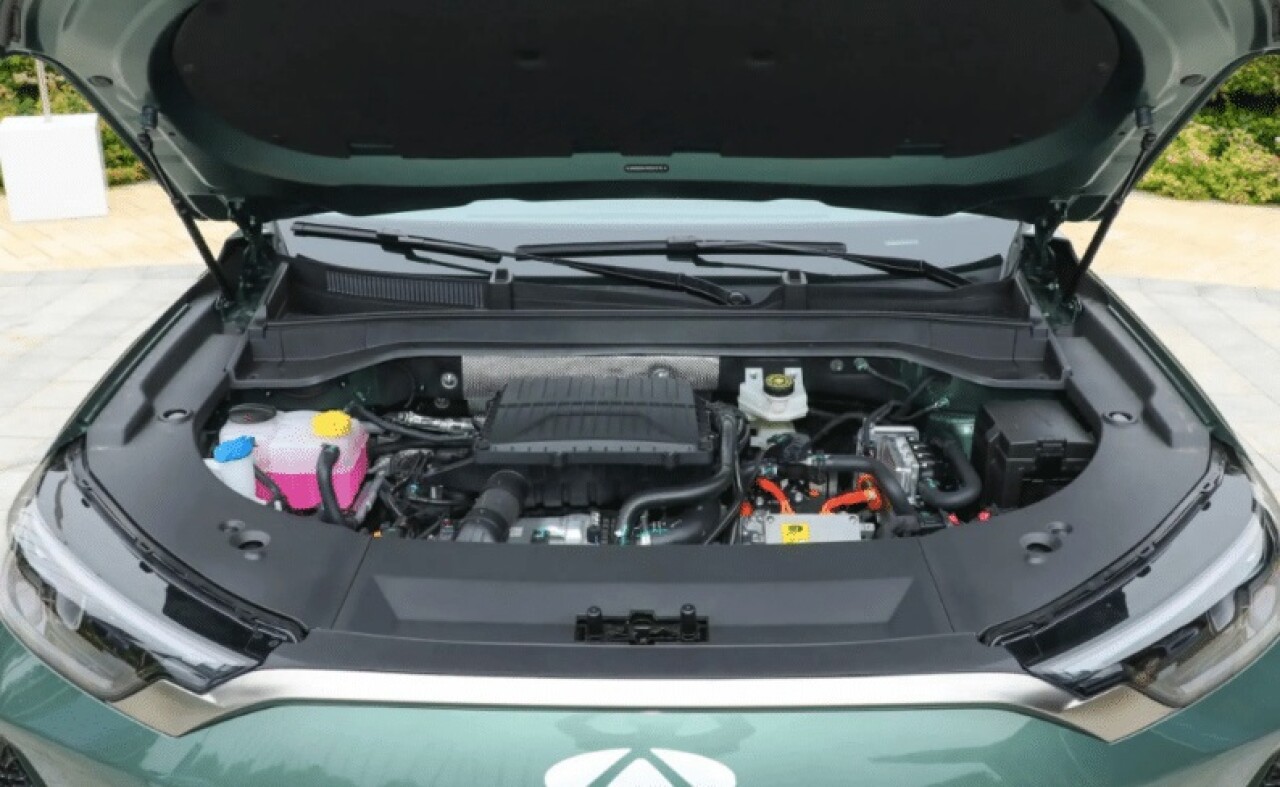 27-motor.jpg