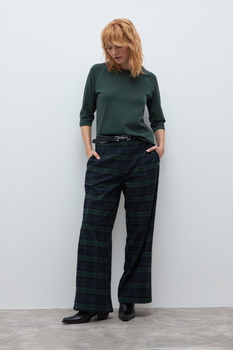 Remera manga raglan verde ingles