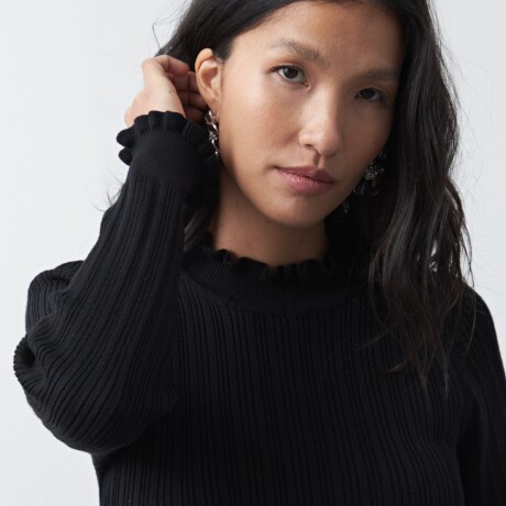 POLERA BETANIA Negro