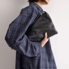 Cartera al hombro Bamboo en cuero graneado Negro