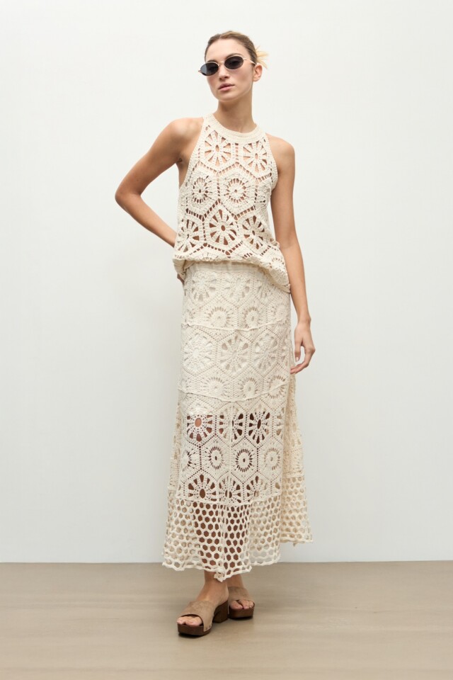 Top halter tejido crochet beige claro