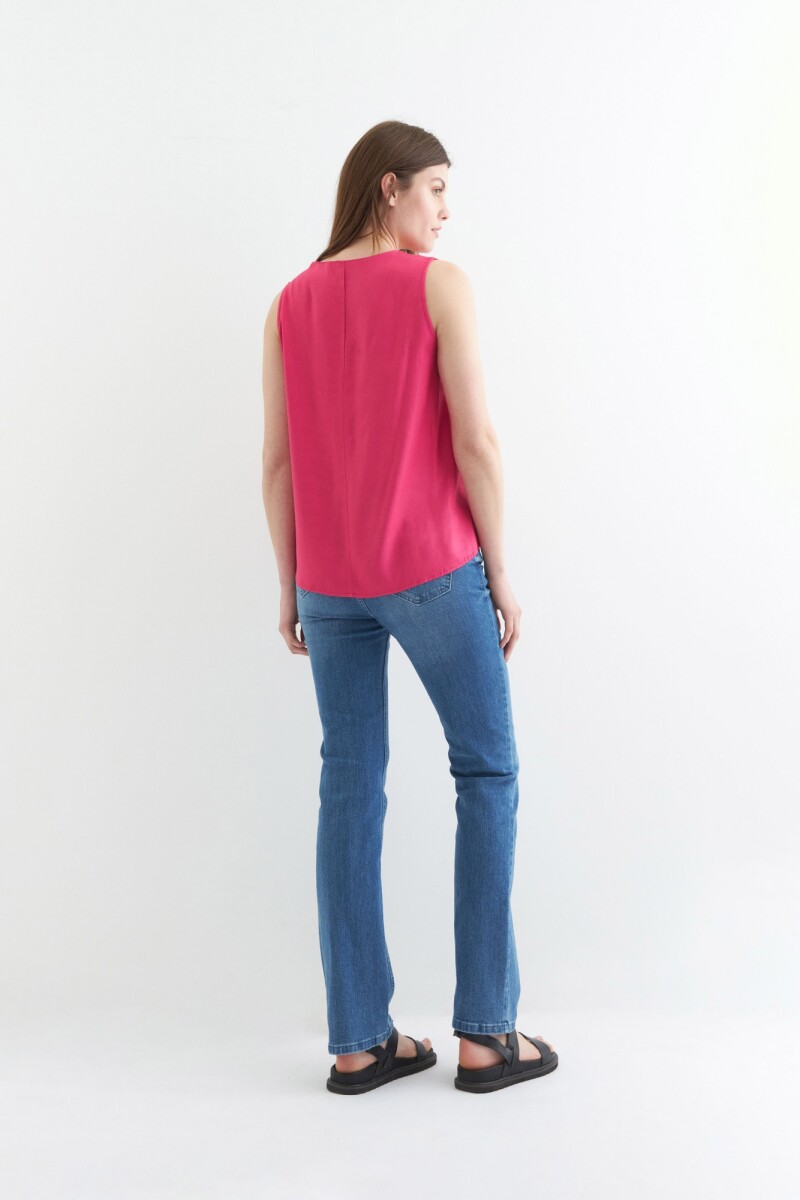 Blusa escote en V fucsia