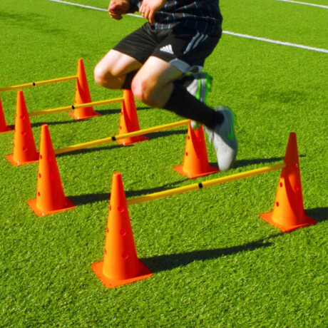 Cono Rigido Ranurado Valla 38cm Entrenamiento Fútbol Cono Rigido Ranurado Valla 38cm Entrenamiento Fútbol