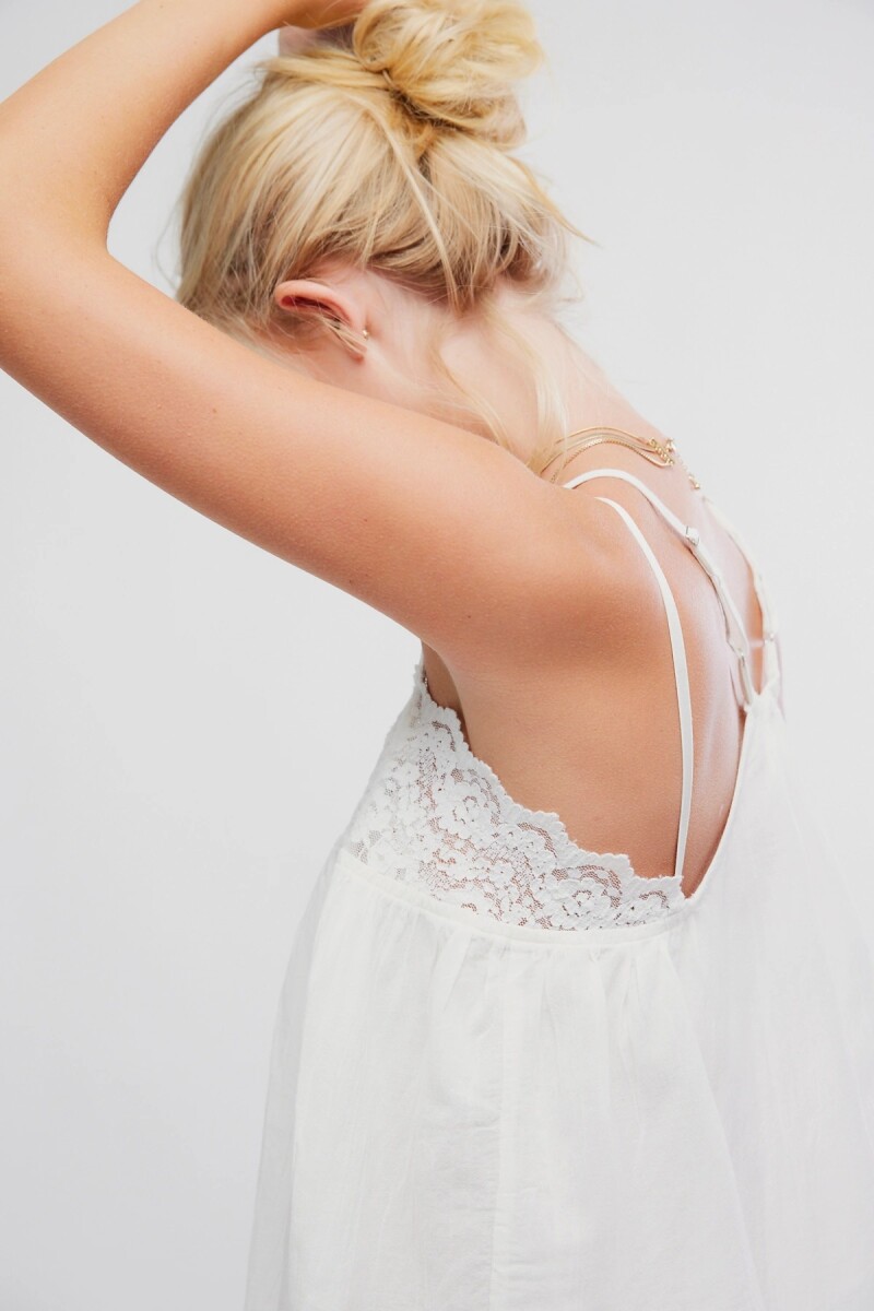 MUSCULOSA DAYLIGHT CHARM Marfil